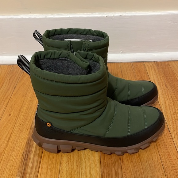 Bogs Green and Black Winter Boots - Picture 2 of 7